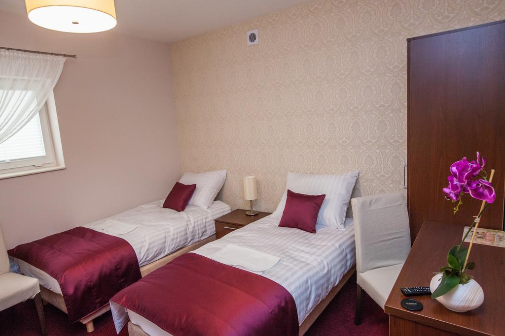 Hostel Zambrow Kamer foto